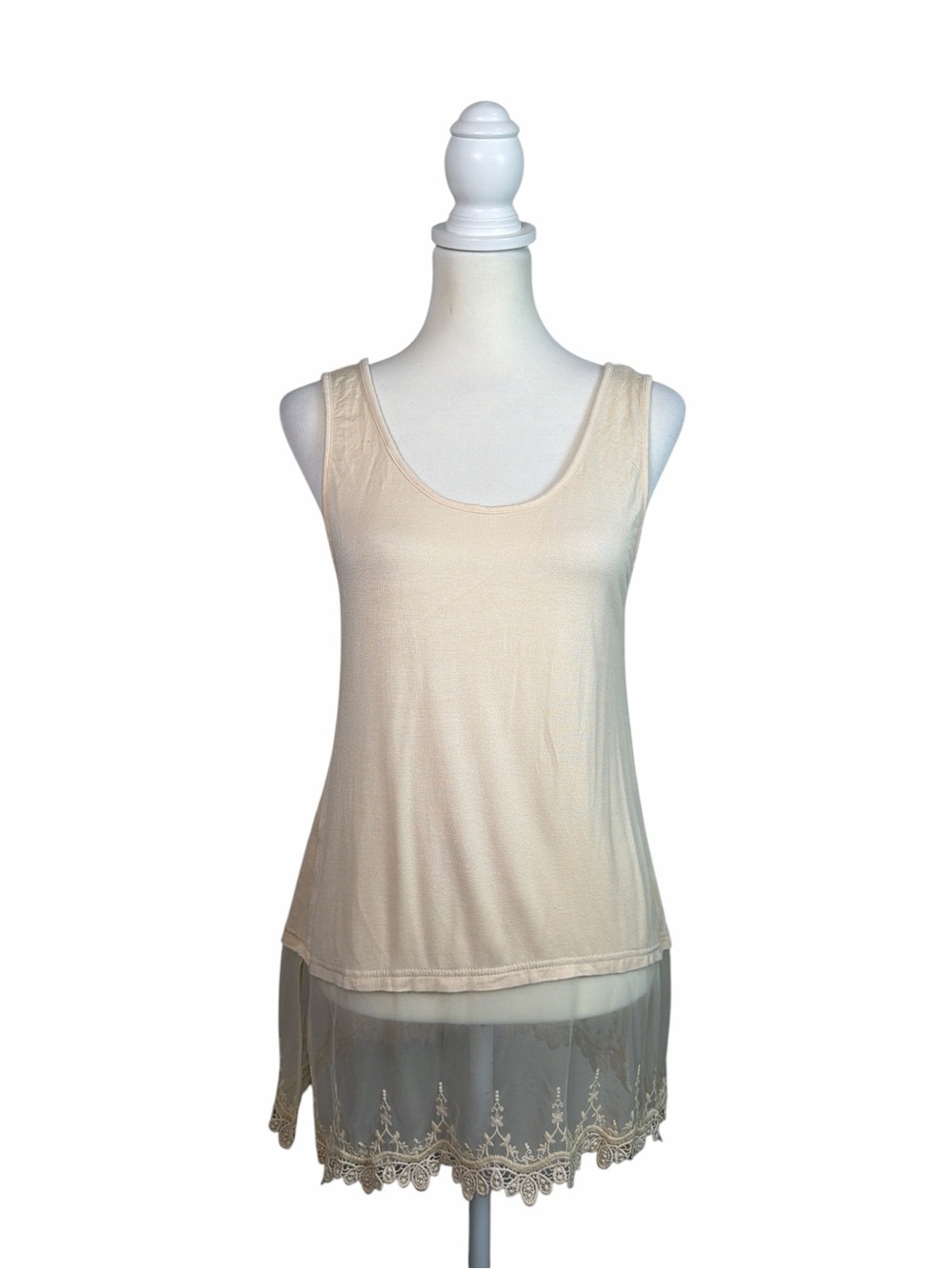 Origami by Vivian Women’s Medium Beige Lace Hem Sleeveless Tunic Tank Top